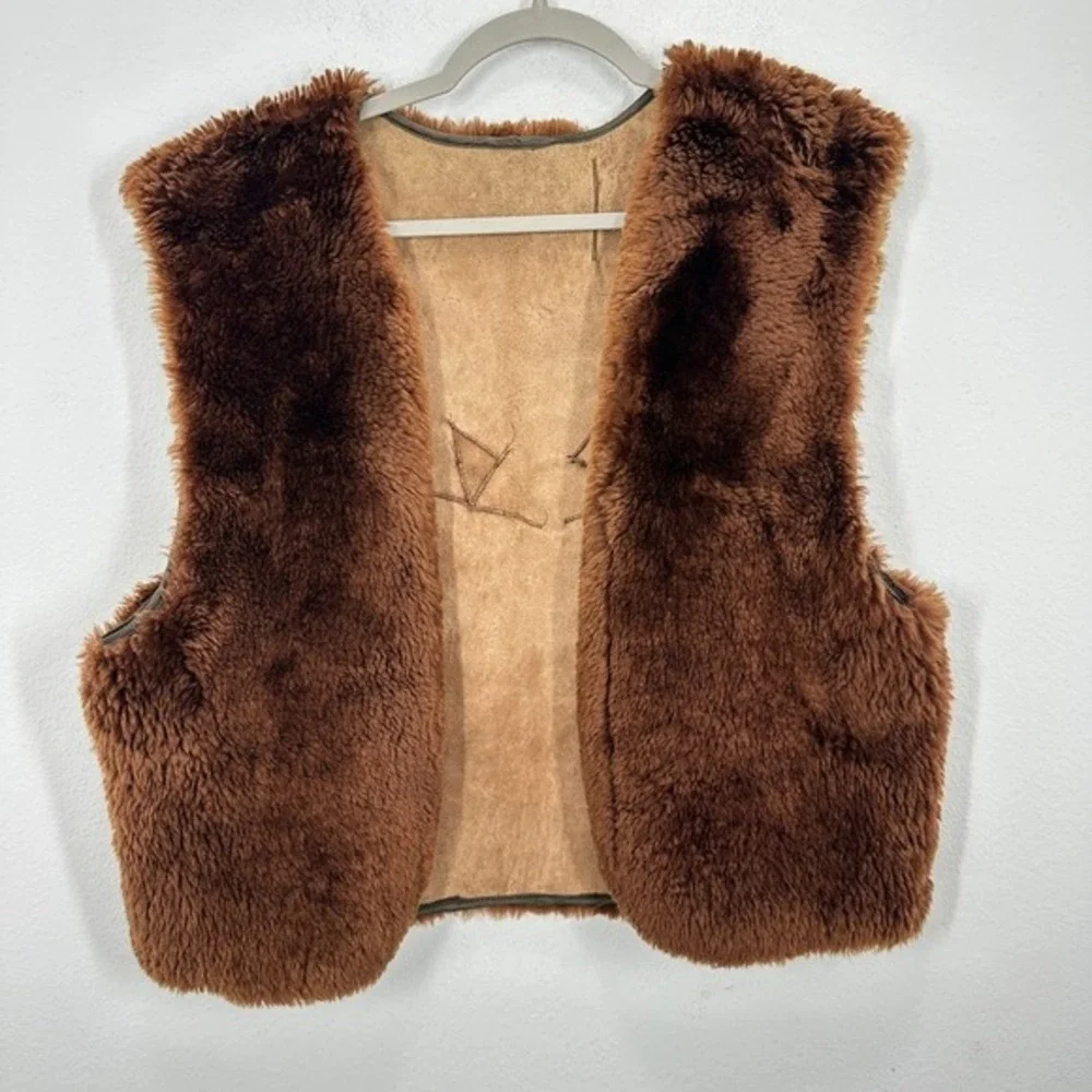 Vintage Handcrafted Mens‎ Shearling Sheepskin Vest Brown Suede Lined Outerwear - Picture 5 of 7